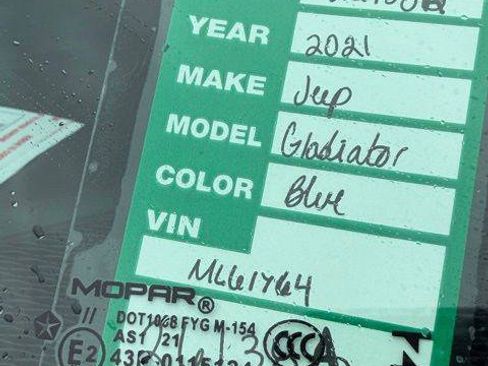 Certified 2021 Jeep Gladiator Mojave AWD/4WD image 23
