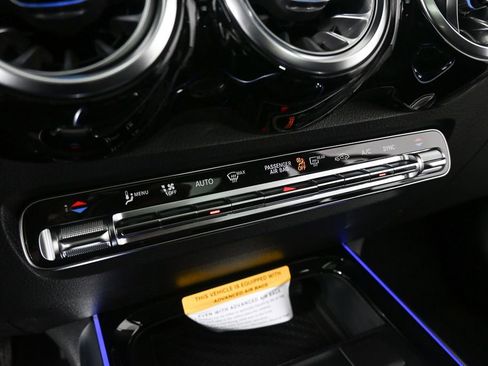 New 2026 Mercedes-Benz GLB 250 image 14