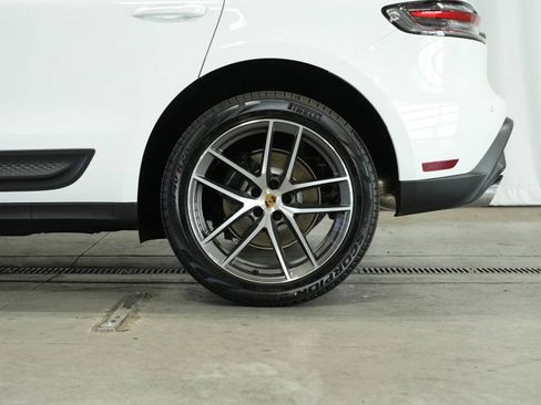 New 2025 Porsche Macan image 44