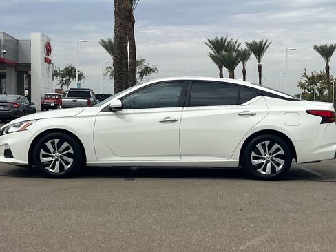 Used 2020 Nissan Altima 2.5 S FWD image 9