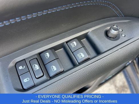 New 2026 Jeep Compass Latitude image 10