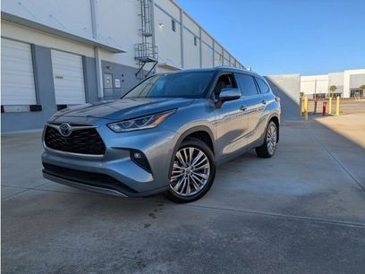 Used 2022 Toyota Highlander Platinum