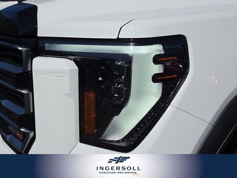 Used 2025 GMC Sierra 3500 AT4 image 12