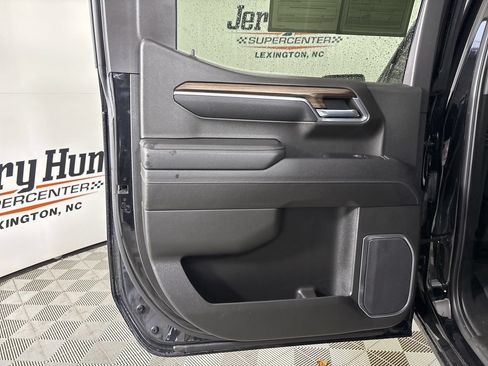 Used 2023 Chevrolet Silverado 1500 LT Trail Boss w/ Convenience Package II AWD/4WD image 22