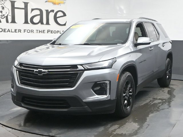 Used 2023 Chevrolet Traverse LS w/ Midnight/Sport Edition FWD image 7