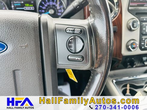 Used 2014 Ford F250 Lariat w/ Lariat Interior Package AWD/4WD image 16