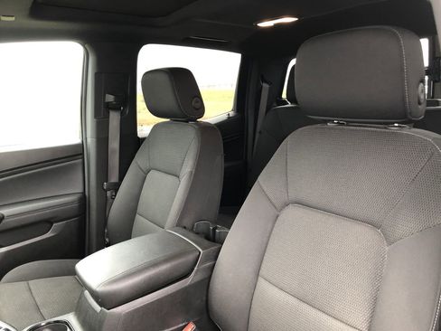 Used 2023 Chevrolet Colorado LT w/ LT Convenience Package II image 13