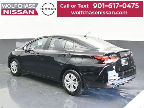 Used 2025 Nissan Versa S w/ Trunk Package image 3