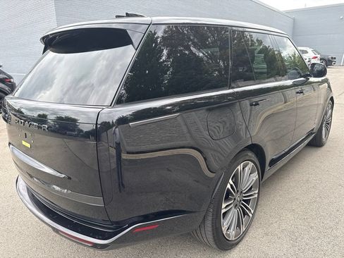 Used 2025 Land Rover Range Rover Autobiography AWD/4WD image 6