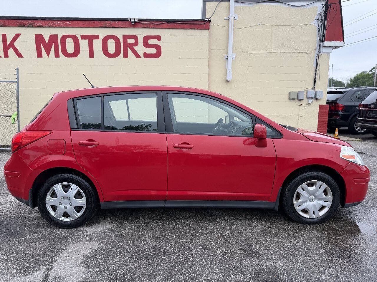 Used 2010 Nissan Versa 1.8 S w/ PWR Plus Pkg FWD image 9