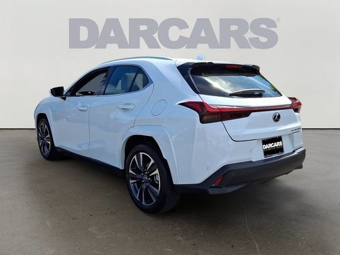 Used 2026 Lexus UX 300h AWD w/ Accessory Package (Z1) image 4