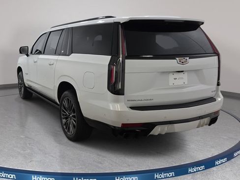Certified 2024 Cadillac Escalade ESV V w/ LPO, Floor Liner Package AWD/4WD image 6