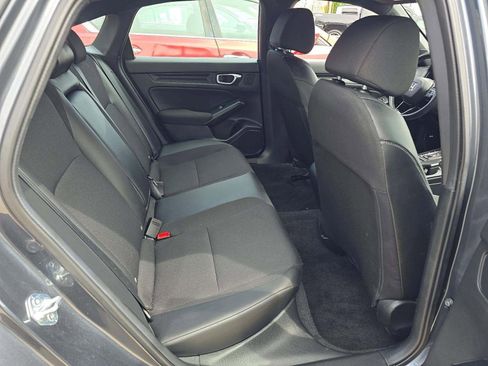 Used 2025 Honda Civic Sport image 11