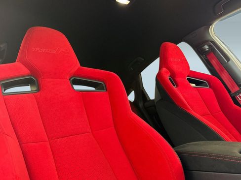 Used 2025 Honda Civic Type R image 31
