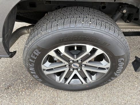 Used 2023 Ford F150 XL w/ STX Appearance Package image 14