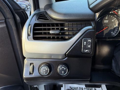 Used 2015 Chevrolet Tahoe LTZ image 29