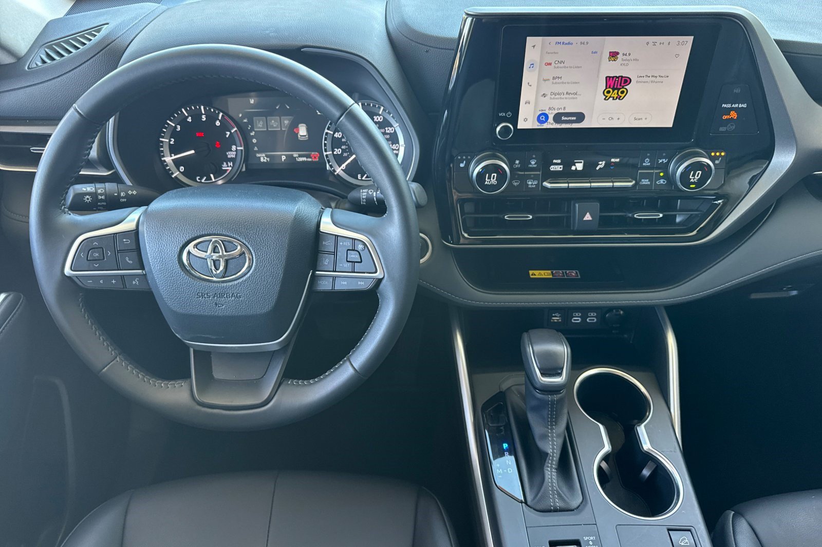 Used 2026 Toyota Highlander XLE AWD/4WD image 31
