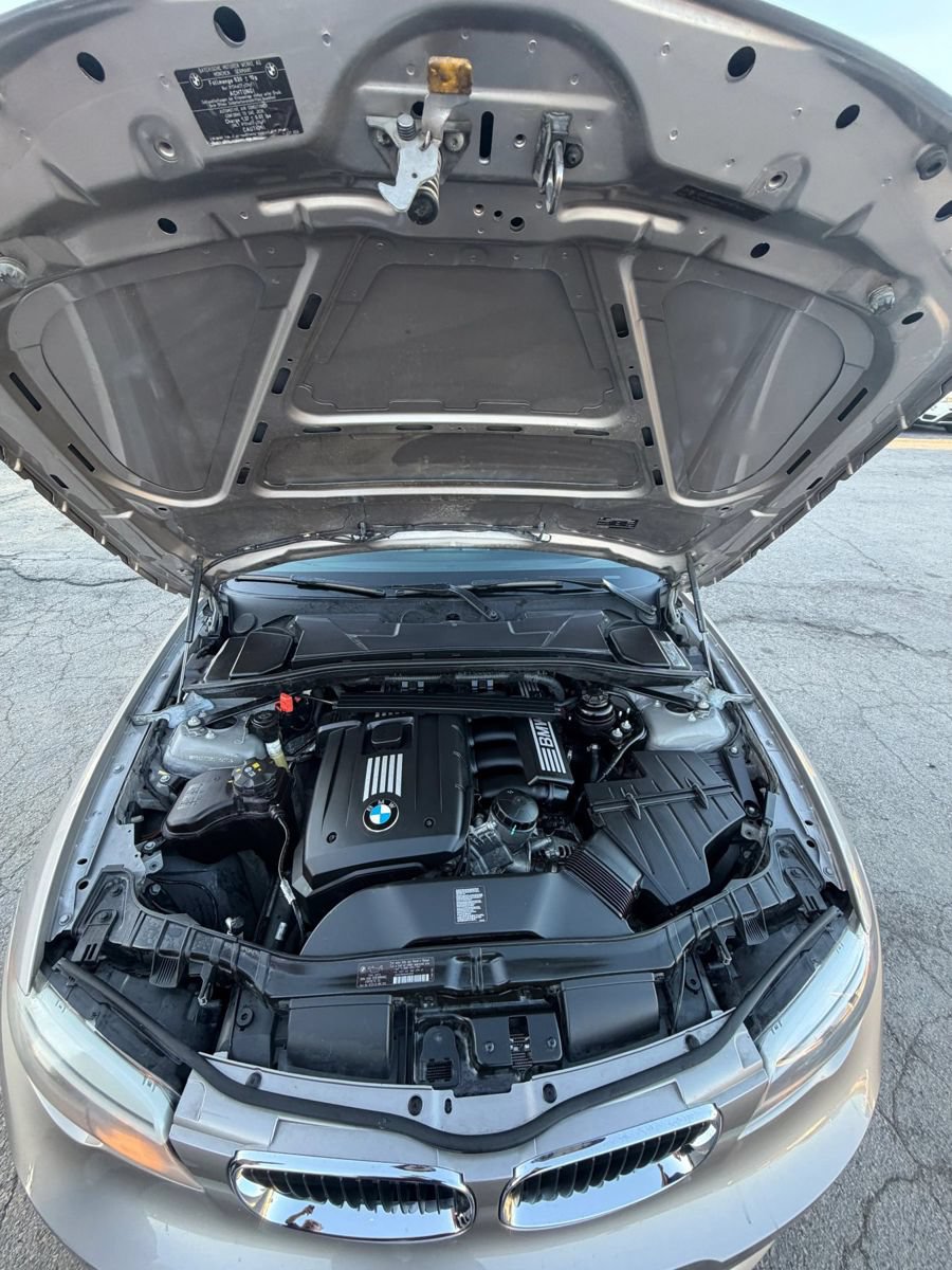 Used 2012 BMW 128i Convertible RWD image 13
