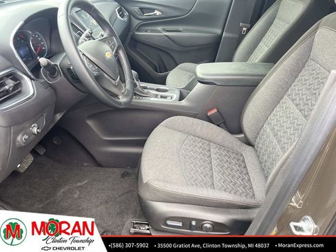 Certified 2024 Chevrolet Equinox LT FWD image 17
