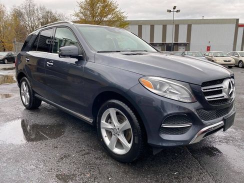 Used 2016 Mercedes-Benz GLE 350 4MATIC image 3