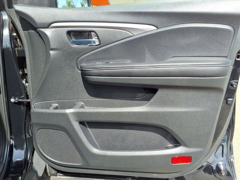 Used 2025 Honda Ridgeline RTL image 23