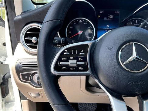 Used 2022 Mercedes-Benz GLC 300 image 18