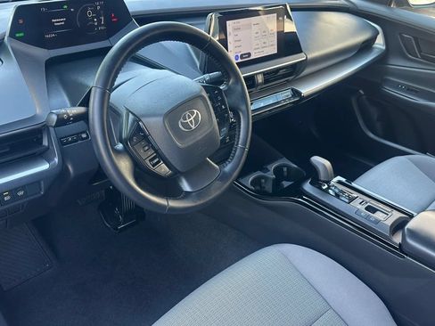 Used 2026 Toyota Prius LE FWD image 12