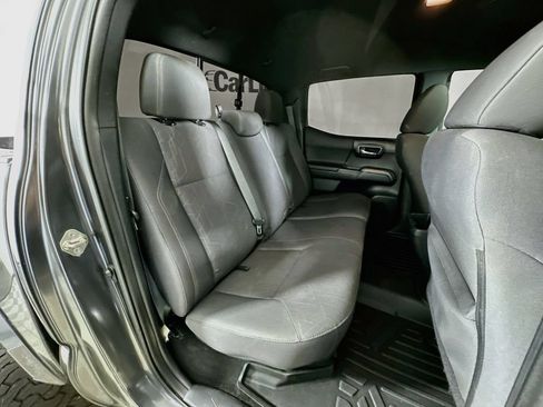 Used 2016 Toyota Tacoma TRD Sport w/ Towing Package RWD image 30