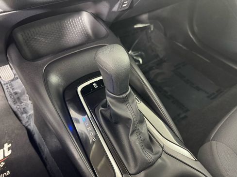 Used 2025 Toyota Corolla LE image 20