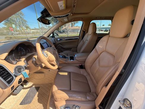 Used 2012 Porsche Cayenne Sport Utility 4D image 10