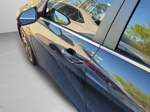 Certified 2023 Hyundai Elantra Limited w/ Cargo Package image 22