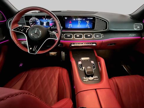 Used 2025 Mercedes-Benz Maybach GLS 600 4MATIC image 16
