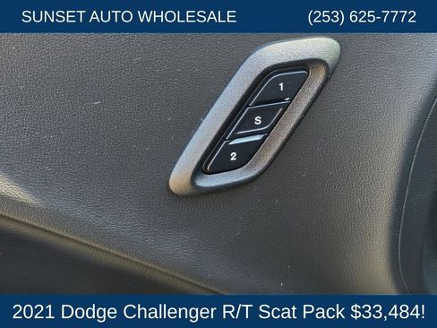 Used 2021 Dodge Challenger R/T Scat Pack w/ Dynamics Package RWD image 30