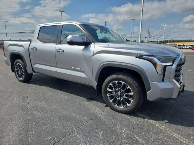 Used 2025 Toyota Tundra Limited w/ Power Package AWD/4WD image 2