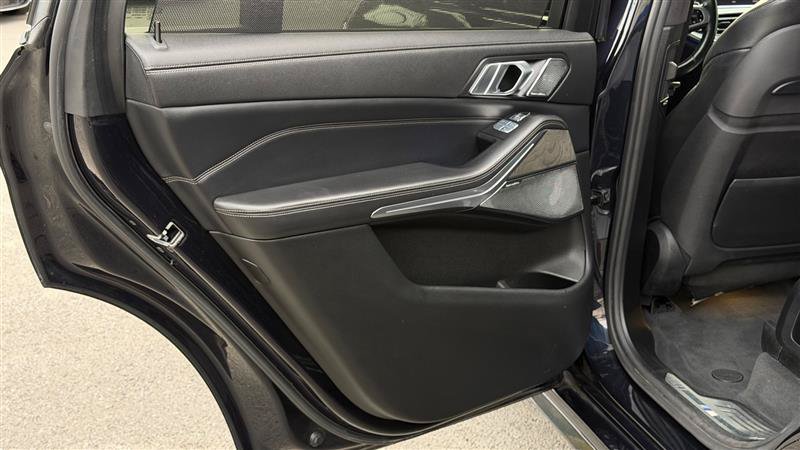 Used 2019 BMW X7 xDrive50i w/ Dynamic Handling Package AWD/4WD image 46