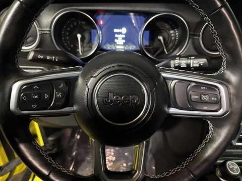 Used 2023 Jeep Wrangler Unlimited Sahara w/ Cold Weather Group image 9