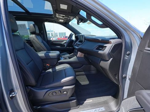 Used 2023 Chevrolet Tahoe High Country AWD/4WD image 22