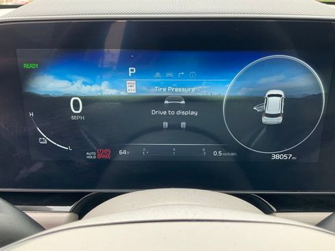 Used 2023 Kia Niro Wind FWD image 36