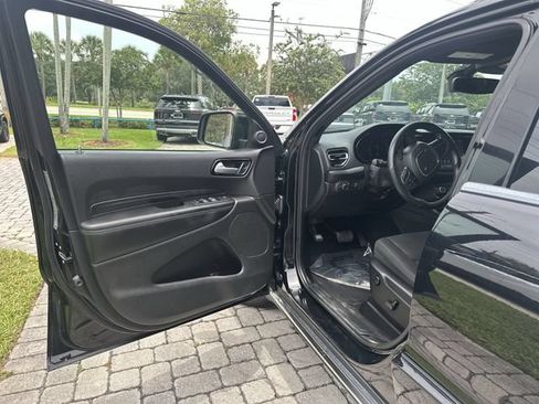 Used 2023 Dodge Durango SXT AWD/4WD image 22