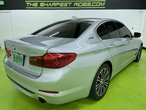 Used 2019 BMW 530e xDrive w/ Convenience Package image 10