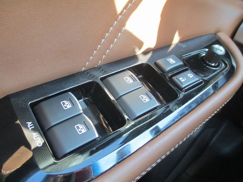 Used 2019 Subaru Outback 2.5i Touring w/ Popular Package #3A image 25