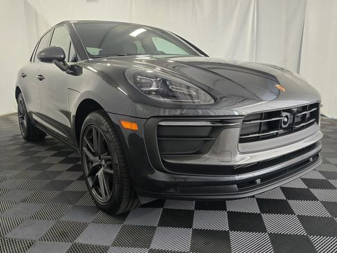 Certified 2026 Porsche Macan Turbo AWD/4WD image 9