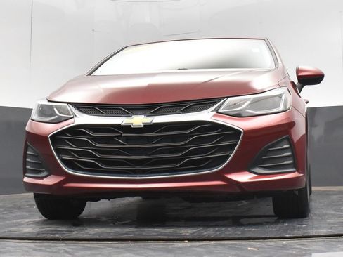 Used 2019 Chevrolet Cruze LT FWD image 25