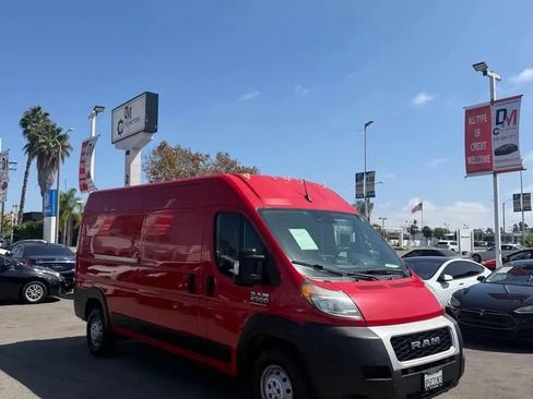 Used 2022 RAM ProMaster 2500 FWD image 3