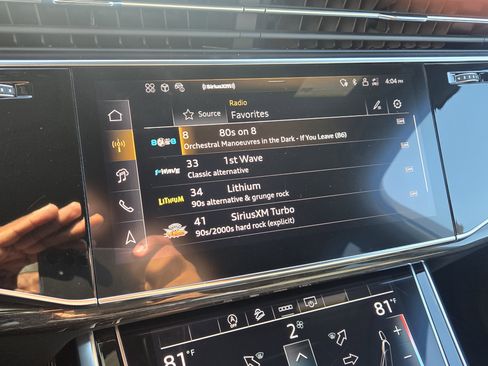 Used 2025 Audi Q7 3.0T Premium Plus image 21