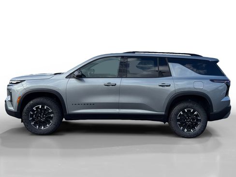 New 2026 Chevrolet Traverse Z71 w/ Enhanced Driving Package image 2
