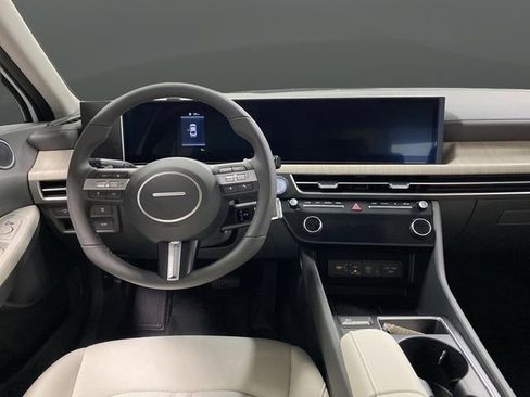 New 2025 Hyundai Sonata SEL image 5