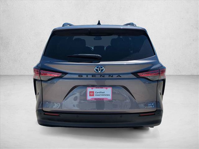 Used 2021 Toyota Sienna XLE FWD image 7