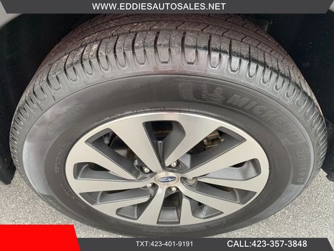 Used 2023 Subaru Outback Premium AWD/4WD image 33