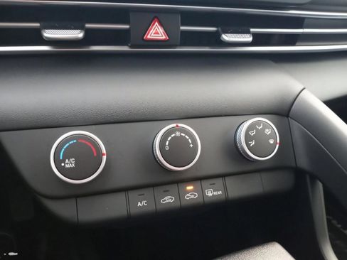 New 2026 Hyundai Elantra SE w/ Cargo Package image 29